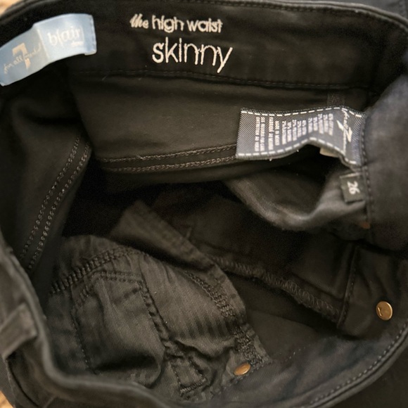7 For All Mankind Black High-Waisted Skinny Jeans Sz 26 - Picture 5 of 5